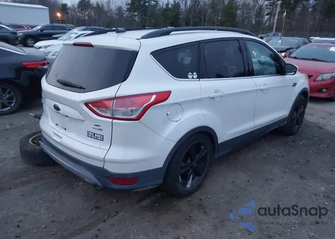2015 Ford Escape Se z USA, uszkodzony, nr VIN 1FMCU9G97FUB22281